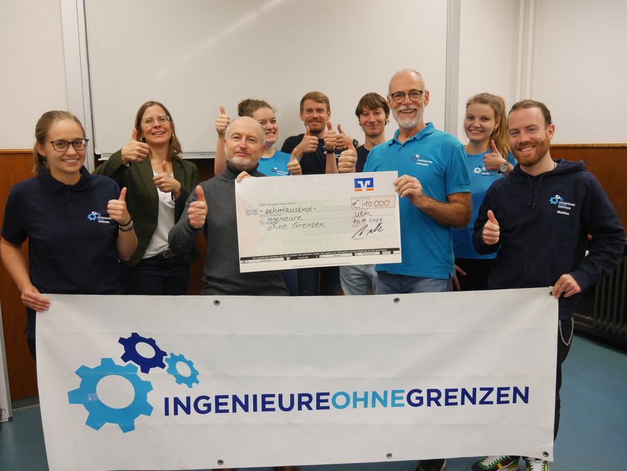 NewTec unterstützt Ingenieure ohne Grenzen mit einer 10.000-Euro-Spende